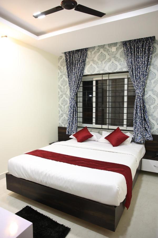 Sunshine International Boarding & Lodging Belur  Экстерьер фото